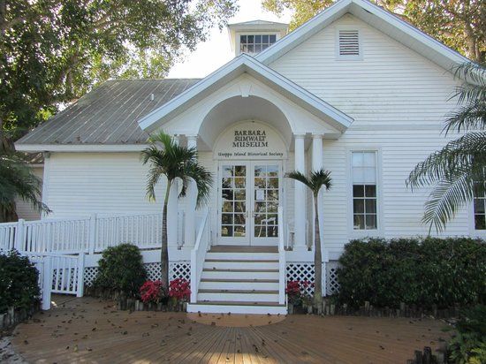 Barbara Sumwalt Useppa Island Historical Museum