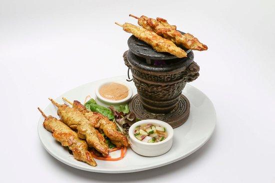 Atchana's Homegrown Thai