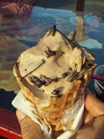 Bruster's Real Ice Cream