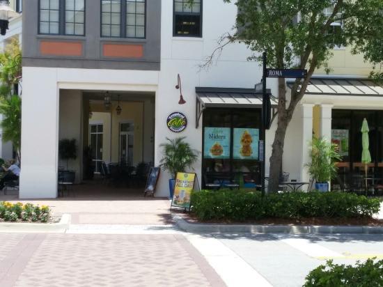 Tropical Smoothie Cafe