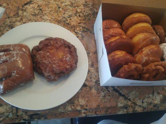 Goldstar Donut Shop