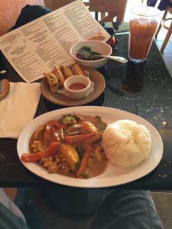 Arroy Thai