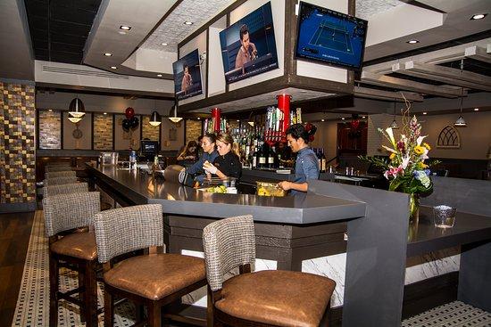 Tony Roma's