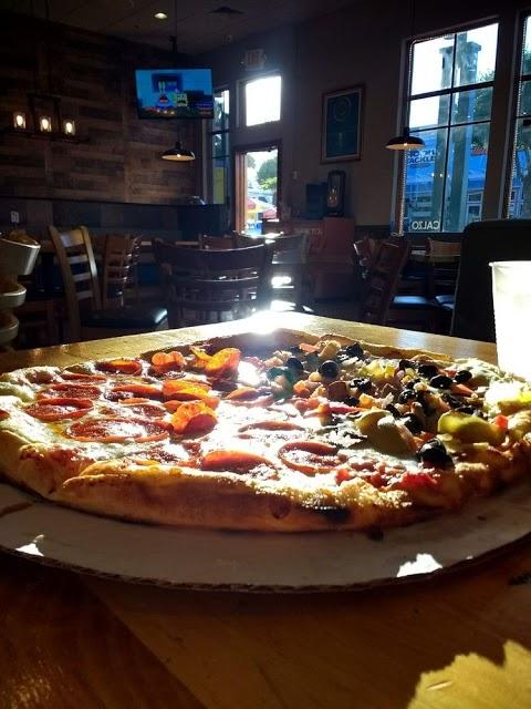 Great White Pizza