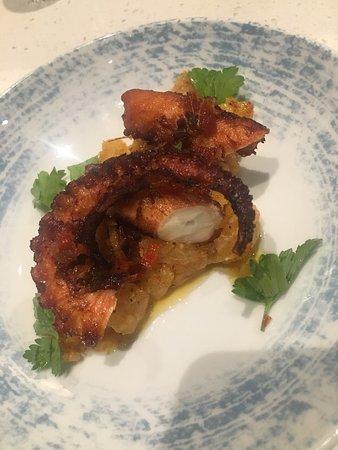 Cana Restaurant and Lounge