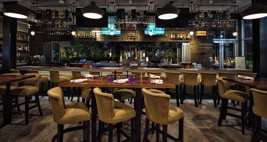 107 Steak & Bar