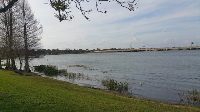 Lake Underhill Park
