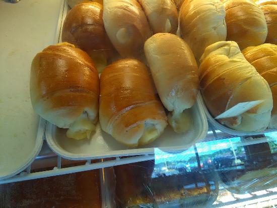 La Placita Restaurant and Bakery
