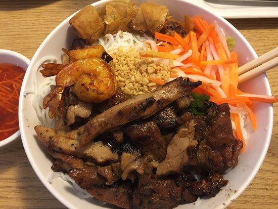 Pho Golden Palace