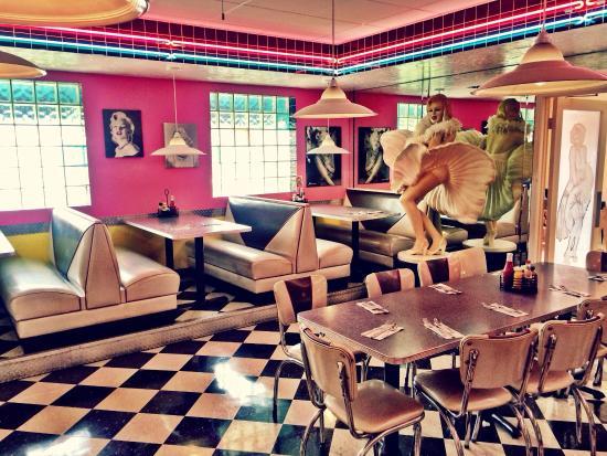 Ellie's 50's Diner