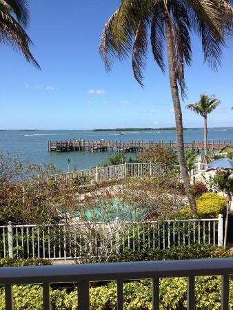Charley's Cabana Bar