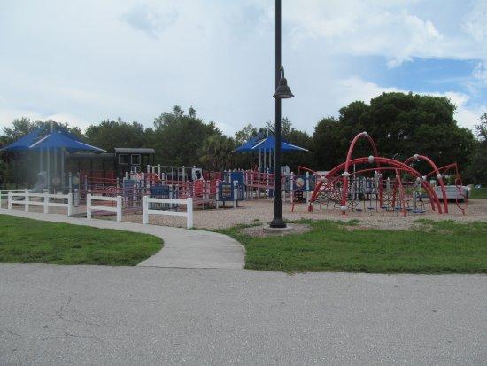 Lakes Regional Park