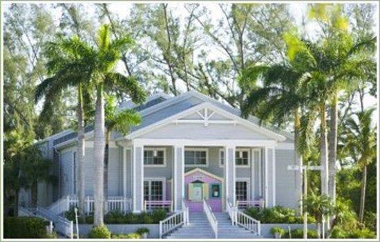 Herb Strauss Schoolhouse Theater