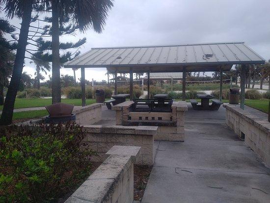 Pelican Beach Park