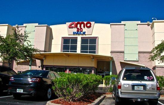 AMC Woodlands Square 20