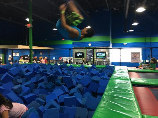 Outer Limitz Trampoline Arena