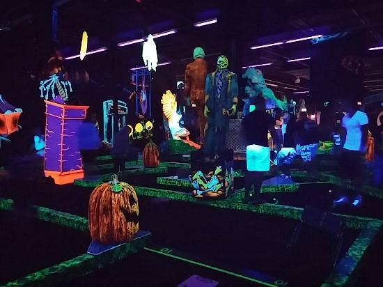 Monster Mini Golf
