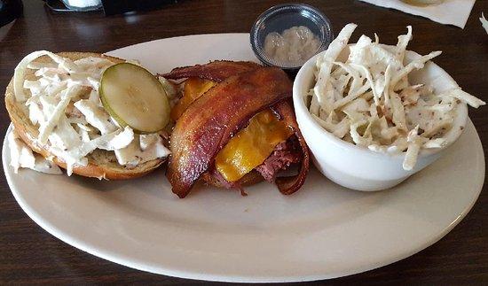Flanagan's Irish Pub