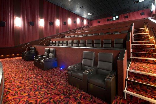 Cinemark Artegon Marketplace and XD