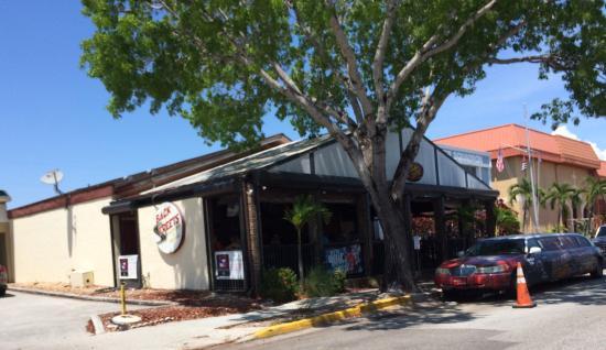 BackStreets Sports Bar