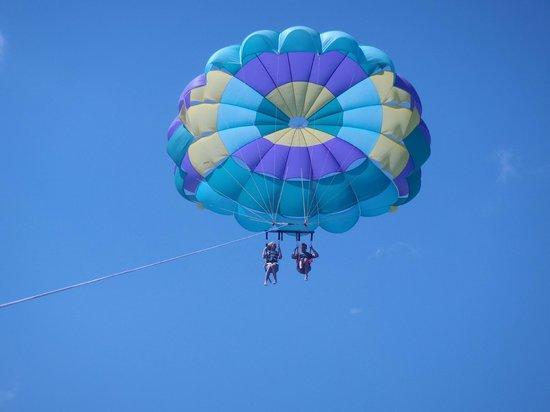 Sky 1 Parasail