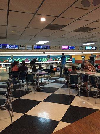 Pinarama Bowling Lanes
