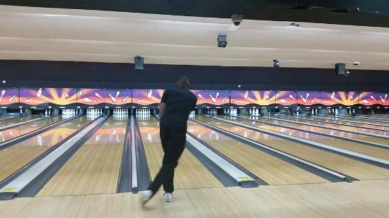 AMF Sky Lanes