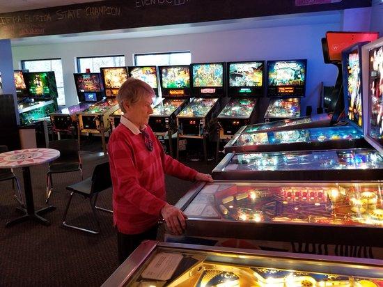 Oviedo Bowling Center