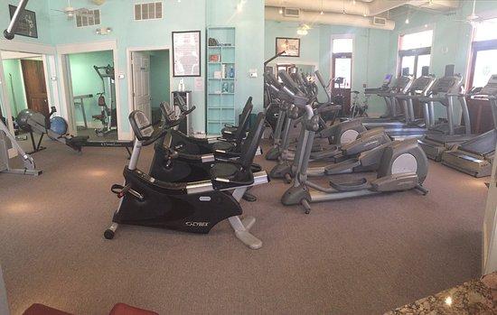 Paradise Fitness in Carillon Beach