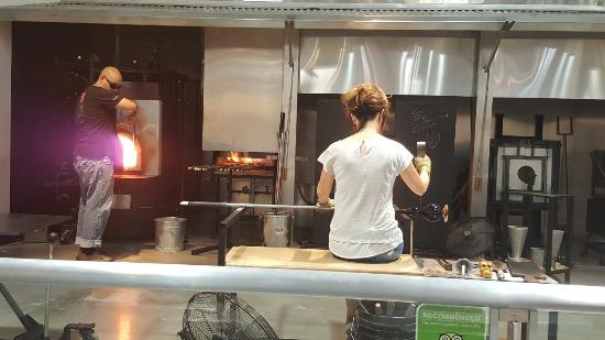 International Hot Glass