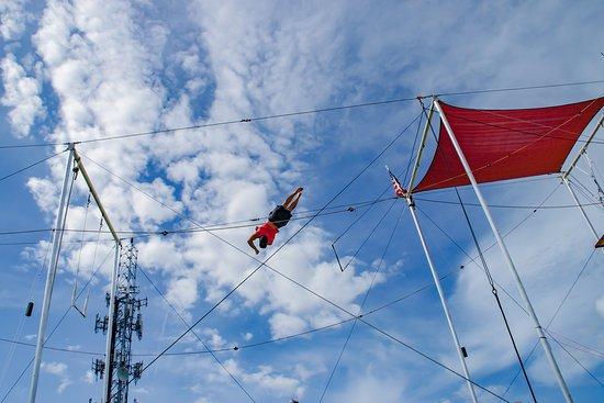 Nomi Flying Trapeze