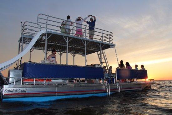 Double Fun Pontoons
