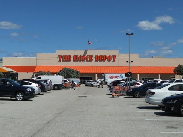Oakwood Plaza