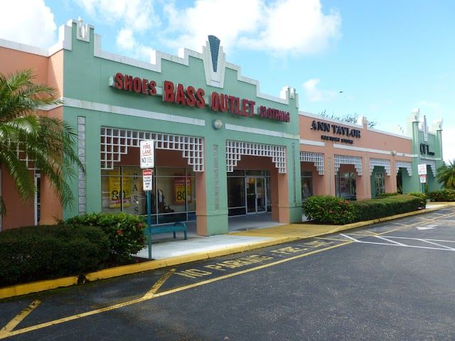 Naples Outlet Collection