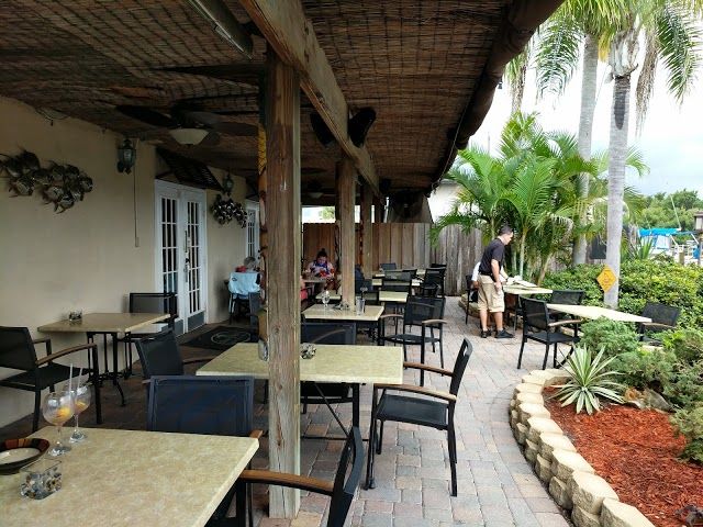 Beach Road Wine Bar And Bistro