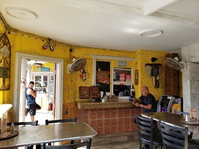 El Bohio Cuban Restaurant